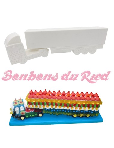 Camion et sa remorque en polystyrène pour gâteau de bonbons